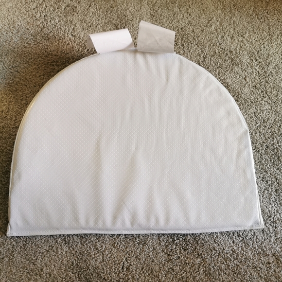 wedge pillow - Picture 2 of 4